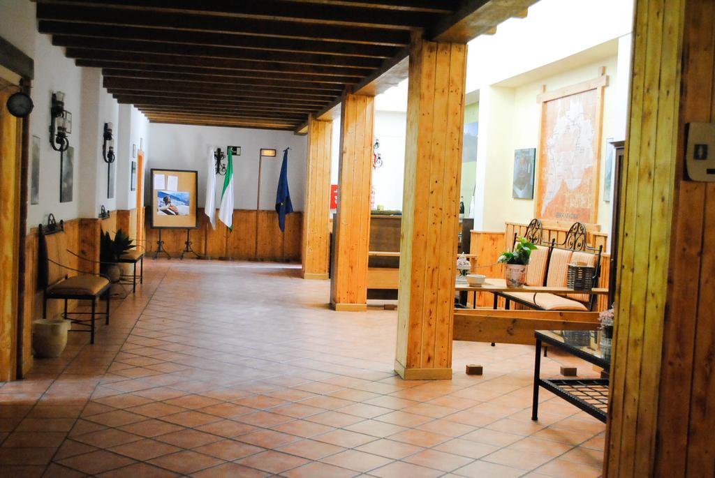 Hotel Magina Plaza Torres  Екстериор снимка